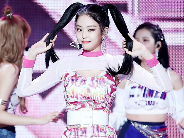 Khác hẳn các mỹ nhân Vline, Jennie (Black Pink) mặt tròn như bánh bao nhưng vẫn đẹp xuất sắc nhờ bí quyết này