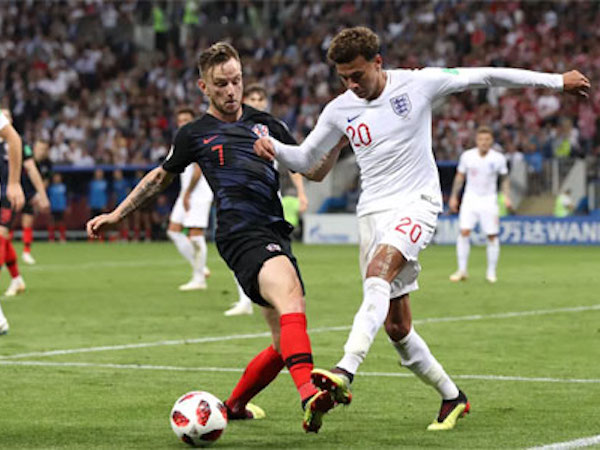 Rakitic sốt 39 độ một ngày trước khi đá đủ 120 phút trận bán kết