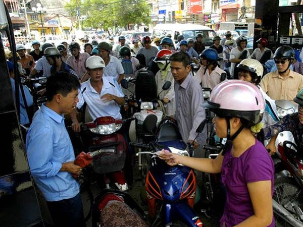 Tăng thuế môi trường xăng dầu sẽ 'khó kiểm soát tình hình'