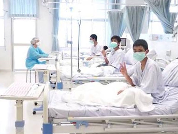 Đội bóng nhí Thái Lan xuất viện vào tuần sau