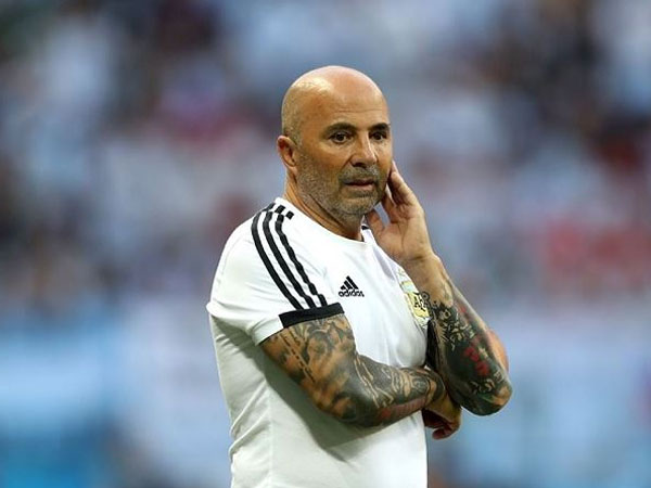 Argentina bấm bụng chi gần 2 triệu đô để 'trảm' HLV Sampaoli