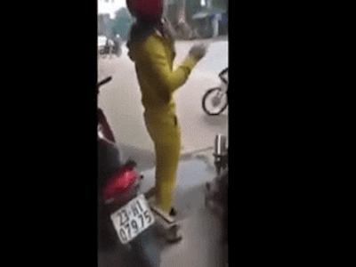 Chồng và cháu dâu công khai thuê trọ sống cùng nhau sau khi bị vợ bắt quả tang ở nhà nghỉ