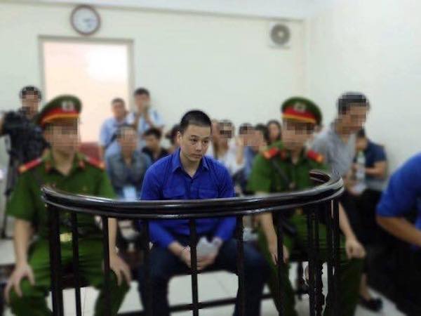 Ngày mai xử phúc thẩm vụ cựu cán bộ ngân hàng dâm ô bé gái ở Hoàng Mai