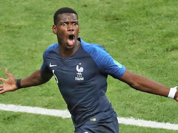 Chế nhạo nước Anh trong cơn phấn khích, Pogba chột dạ khi nhớ ra mình khoác áo Man United