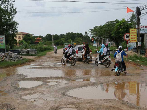 Hoàn thành cao tốc ngàn tỉ, dân… khóc ròng