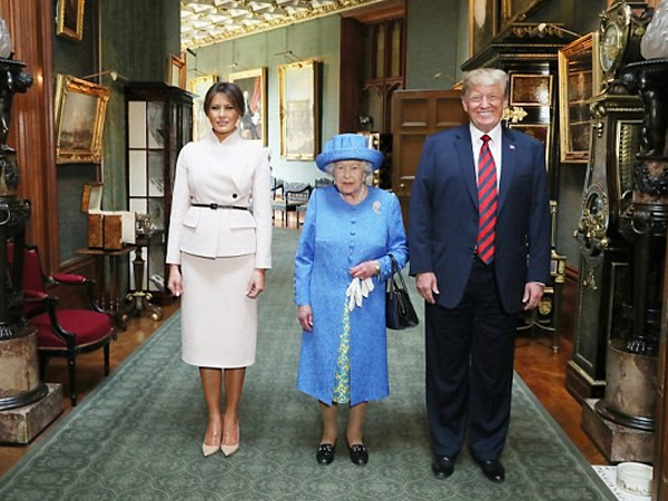 Lý do thực sự khiến Thái tử Charles và Hoàng tử William 'từ chối' gặp Tổng thống Trump để Nữ hoàng Anh một mình đón tiếp