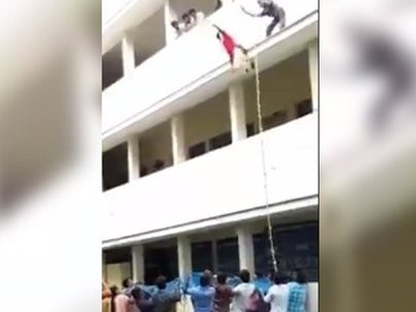 Nữ sinh Ấn Độ chết oan vì hướng dẫn viên giả
