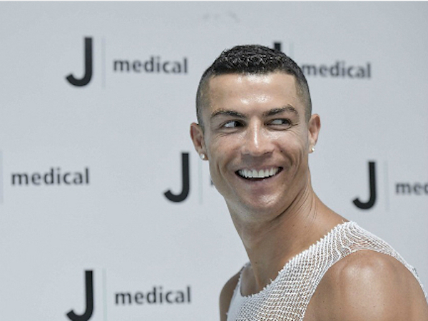 Cuộc biểu tình của công nhân Fiat chống Ronaldo thất bại