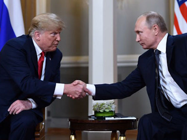 Putin gọi cuộc điều tra Nga can thiệp bầu cử là 'đấu đá chính trị'