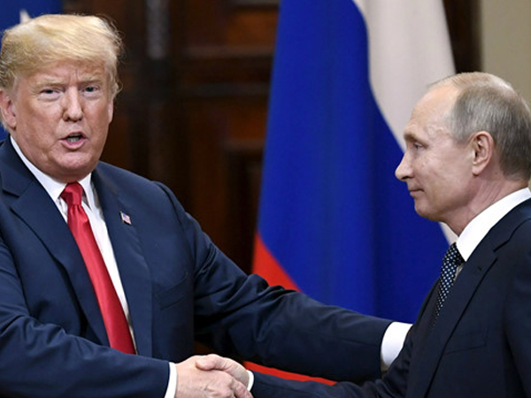 Tổng thống Trump bị chê 'yếu ớt' sau cuộc họp báo với Tổng thống Putin