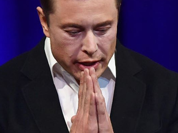 Tỷ phú Elon Musk xin lỗi 'người hùng' giải cứu đội bóng nhí Thái Lan