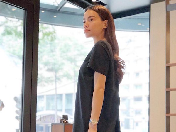Dù đã về tới Việt Nam, Hồ Ngọc Hà vẫn phớt lờ tin đồn chia tay Kim Lý