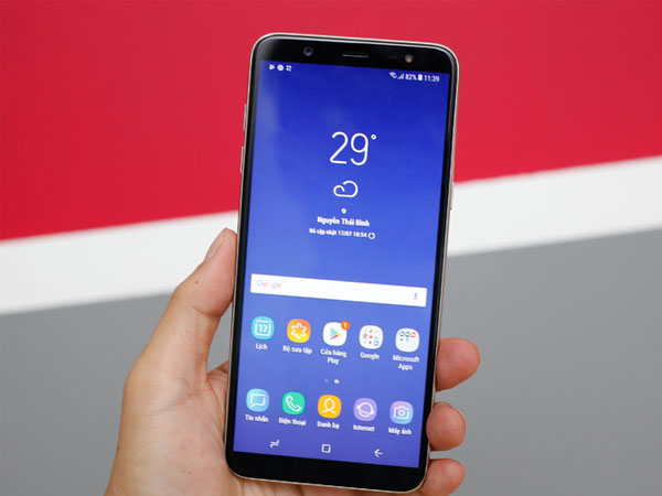 Galaxy J8 về Việt Nam giá 7,3 triệu đồng