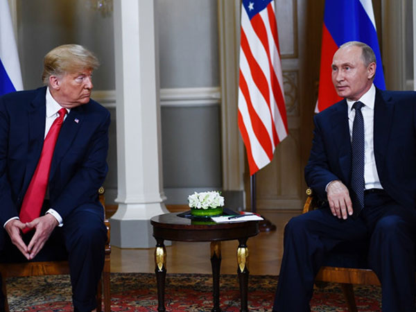 Trump đổi giọng, quy trách nhiệm cho Putin vụ Nga can thiệp bầu cử Mỹ