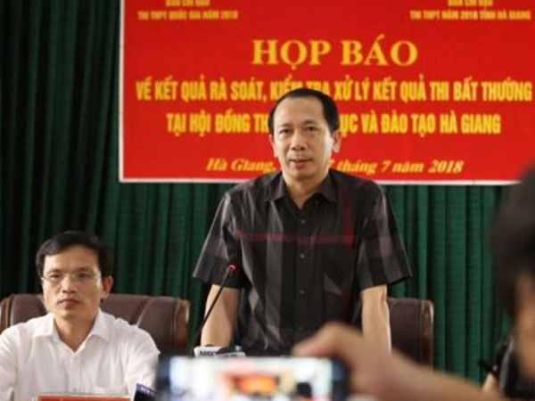 Video: 7 ngày đi tìm sự thật về sai phạm điểm thi nghiêm trọng ở Hà Giang