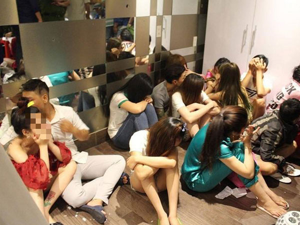 Nhiều dân chơi phê ma tuý tập thể trong chung cư cao cấp ở Sài Gòn
