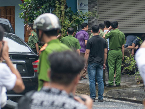 Video: Công an Hà Giang khám xét nhà ông Vũ Trọng Lương