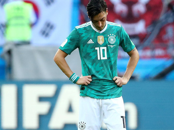 Sau World Cup thảm họa, bóng đá Đức rối như canh hẹ