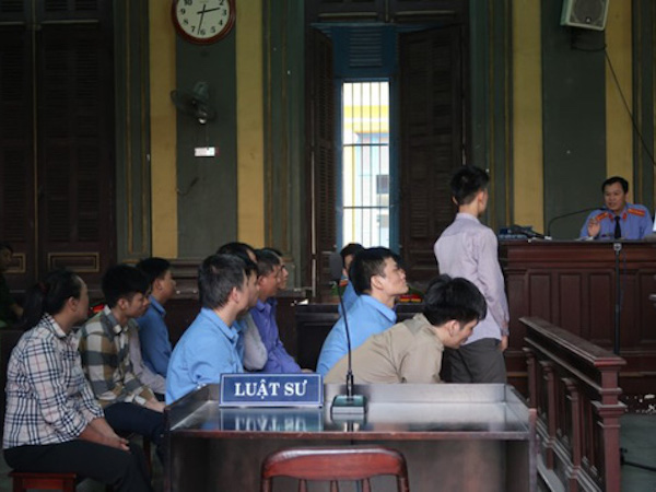 Kháng nghị tăng án băng cưỡng đoạt người bán dâm trước ĐH Bách Khoa TP HCM
