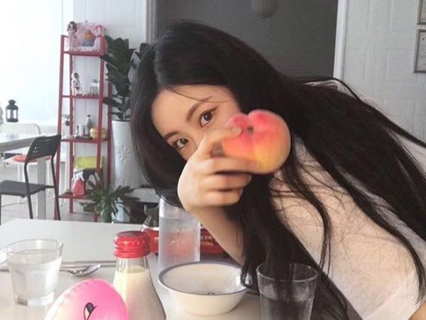 Mưa lụt mệt mỏi là mà còn bị người yêu 'hành' bắt đi mua đồ ăn, chàng trai quyết định chia tay cô bạn gái quá đòi hỏi