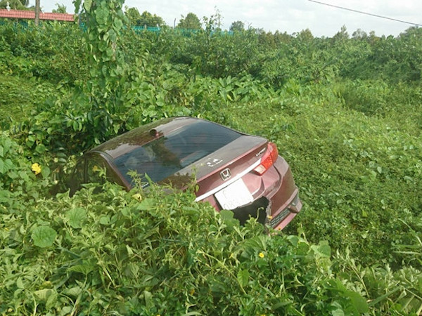 Ô tô 4 chỗ tông xe máy, một Phó bí thư Đảng ủy xã tử vong