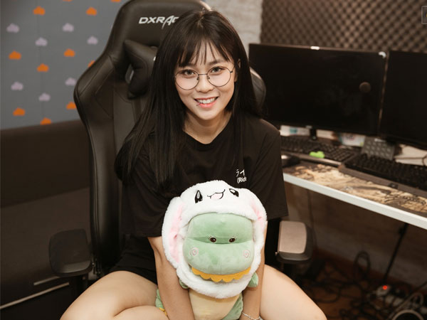 Có gì thú vị ở MisThy - nữ streamer xinh đẹp và hot nhất hiện nay?