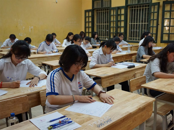Một số biên bản lập khi chấm thi THPT tại Hòa Bình rất sơ sài