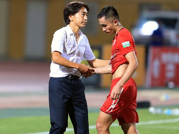 Sầm Ngọc Đức: 'Gã đồ tể' trên sân cỏ V.League