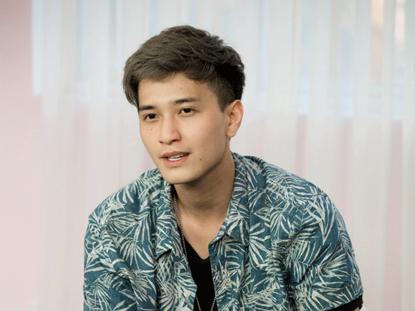 Việt Hương bị chê 'chợ búa', Huỳnh Anh lên tiếng: 'Tôi buồn khi các nghệ sĩ vì mình mà bị ảnh hưởng!'