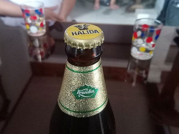 Vỏ bia Huda nhưng lại đóng nắp bia Halida