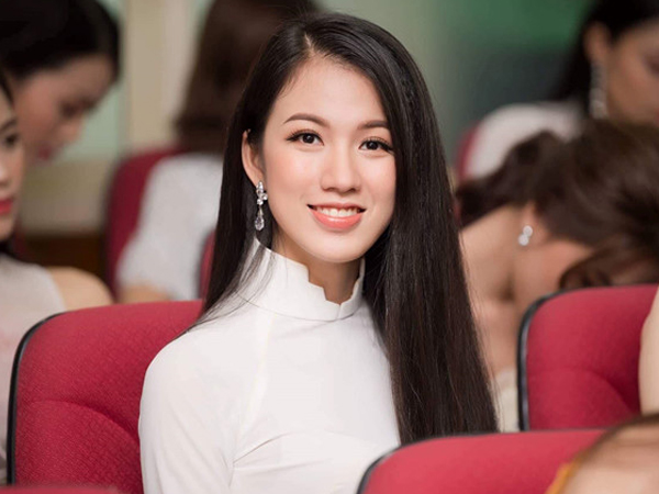 Biên tập viên VTV Tuyết Trang bất ngờ bỏ thi Người đẹp nhân ái tại HHVN 2018