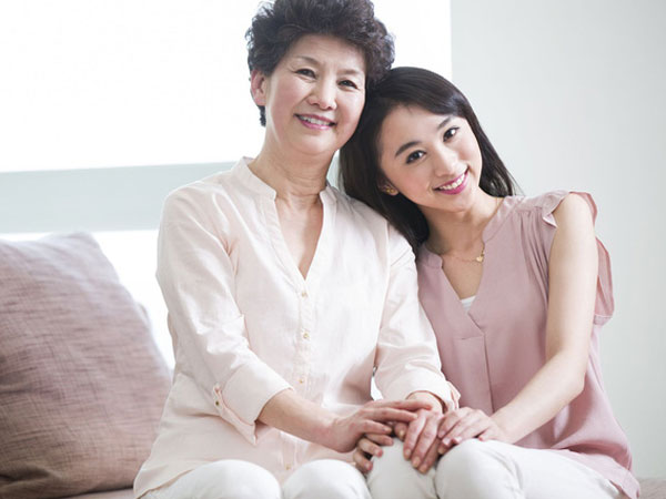Mẹ chồng tương lai dễ thương 'rắc thính' tưng bừng, cô nàng hí hửng nhưng chân tướng được đồn đoán sau đó lại rất tẽn tò