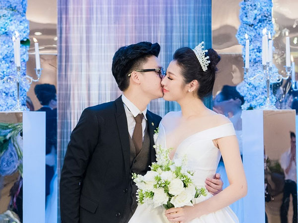 Sau 3 ngày về nhà chồng, Á hậu Tú Anh đã có những động thái đầu tiên