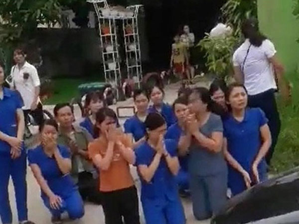 Vụ hàng chục giáo viên quỳ gối: Xin Thủ tướng bán chỉ định giá để kêu gọi đầu tư vào giáo dục