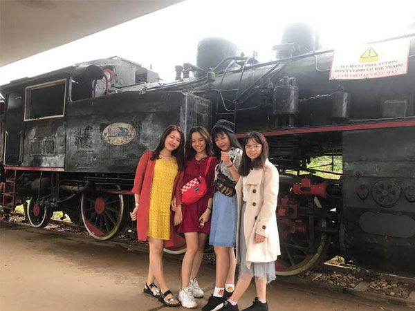 4 khách nữ tố homestay tại Đà Lạt đuổi mình ra đường giữa đêm, ở 2 đêm tính tiền 4, chủ homestay tố ngược khách ồn ào, quậy phá