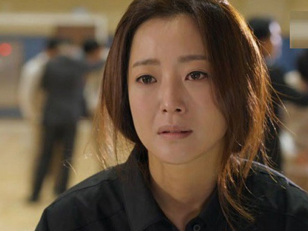 Có nhà cửa đàng hoàng nhưng mình vẫn phải thuê cho mẹ căn phòng trọ chật hẹp sống lay lắt qua ngày
