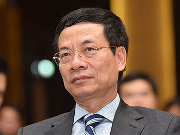 Thủ tướng giao quyền Bộ trưởng Bộ TTTT đối với ông Nguyễn Mạnh Hùng