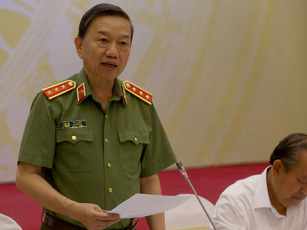 Bộ trưởng Công an: 'Hoạt động tín dụng đen như cướp ngày'