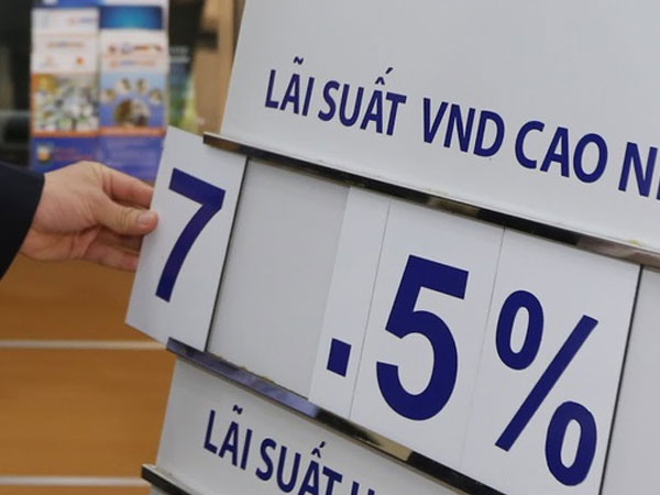 Nguồn tiền lớn đã đi đâu?