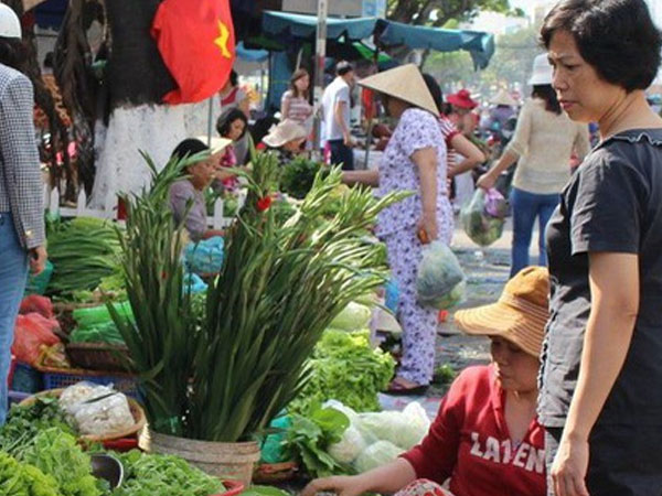 Vắt óc nghĩ thực đơn chỉ 40 nghìn cho gia đình 2 người, mẹ trẻ Biên Hòa bỗng dưng nhận đủ gạch đá trên MXH