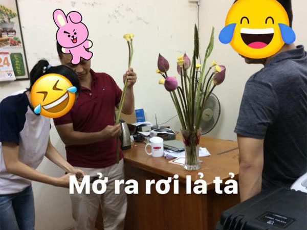 Anh chàng mua sen 3 lần bị lừa nhưng nghe người ta nói một câu, vẫn thấy 'Mình may chán'