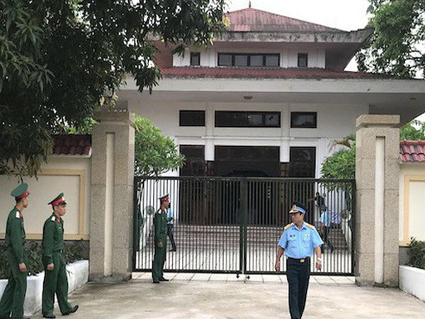 Chuẩn bị tổ chức lễ truy điệu 2 phi công Su-22 tại nhà tang lễ Quân khu 4