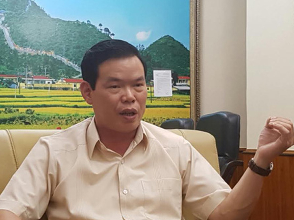 Lem lẻm và đây đẩy