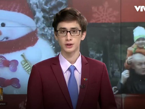 MC ngoại quốc đẹp như nam thần của VTV bất ngờ từ bỏ truyền hình... để làm nông dân