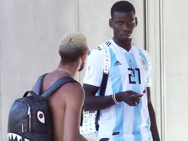 Paul Pogba gây sốc khi mặc áo tuyển Argentina nhưng thông điệp là về lại Juventus?