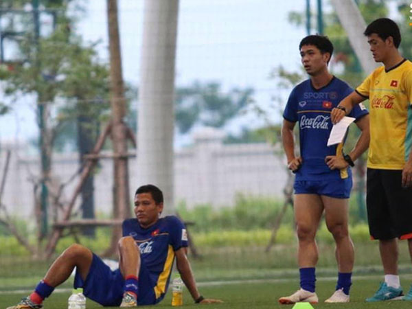 Tiến Dũng đạt điểm cao hơn Văn Lâm, Công Phượng trượt bài kiểm tra của HLV Park Hang-seo