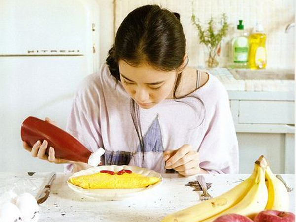 Chàng trai tuyên bố 'Con gái không biết nấu ăn mà còn không học thì... vứt' khiến cộng đồng mạng 'chia phe' tranh cãi dữ dội
