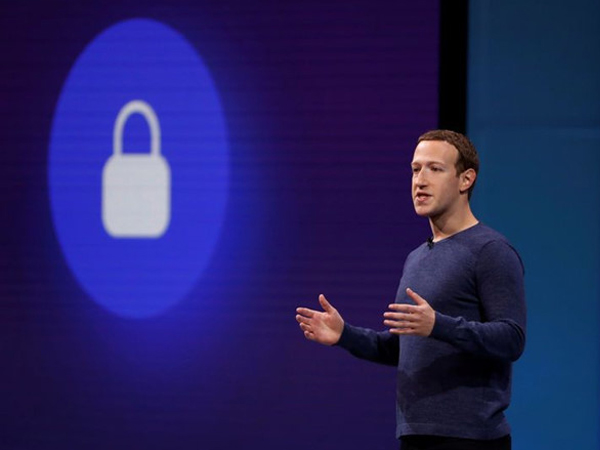 Facebook bị cổ đông kiện sau cú giảm sốc 120 tỷ USD vốn hóa