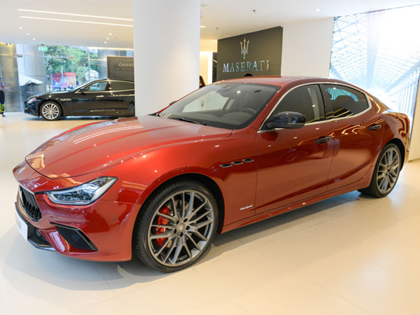 Maserati Ghibli GranSport 2018 đầu tiên xuất hiện tại Việt Nam