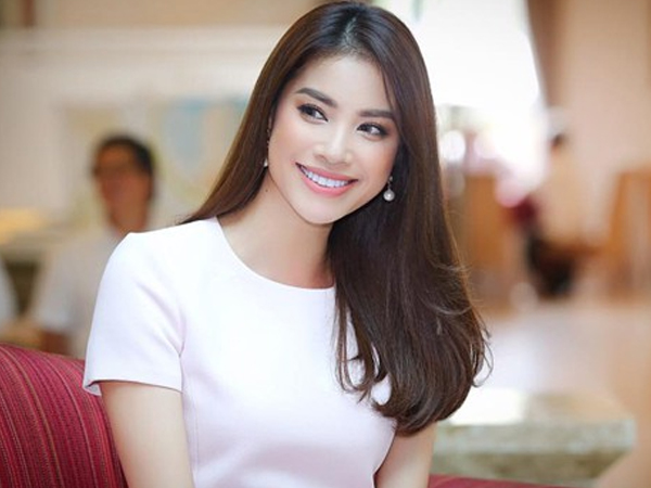 Phạm Hương im lặng giữa 'bão' scandal có là lựa chọn khôn ngoan?